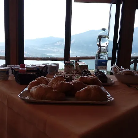 Oda ve Kahvaltı La Nuova Tinara Galbiate