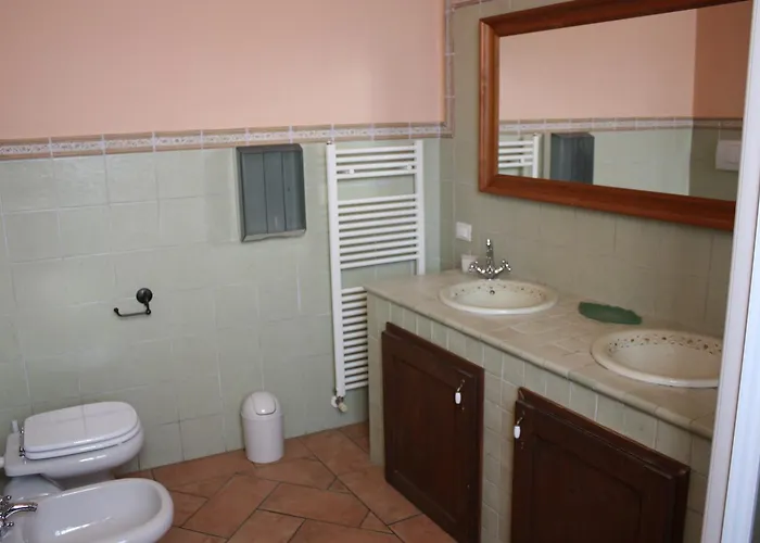 La Nuova Tinara Bed & Breakfast *